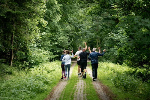 Laufen und Joggen in der weiten Landschaft rund um Norden in Ostfriesland