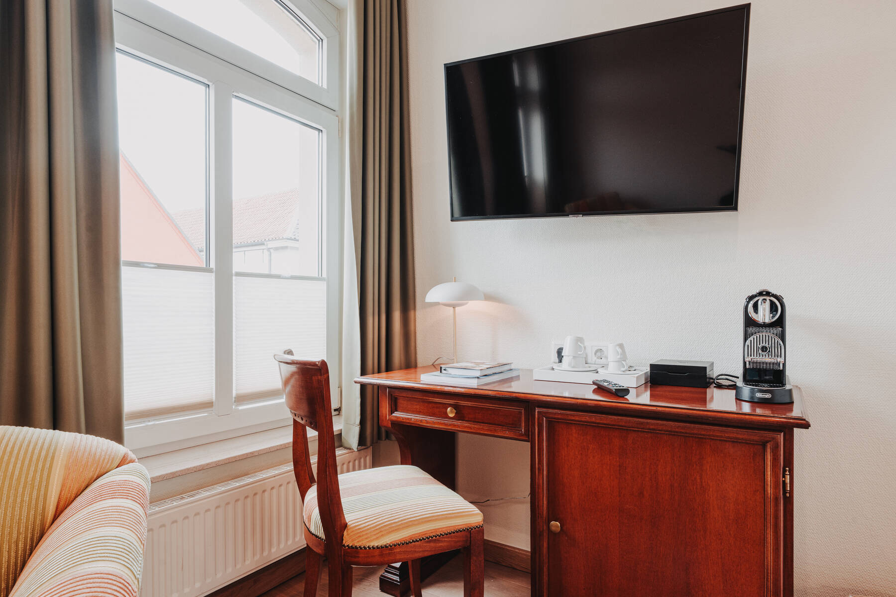Elegante Junior-Suite classic im Boutiquehotel Tides in Norden, Ostfriesland