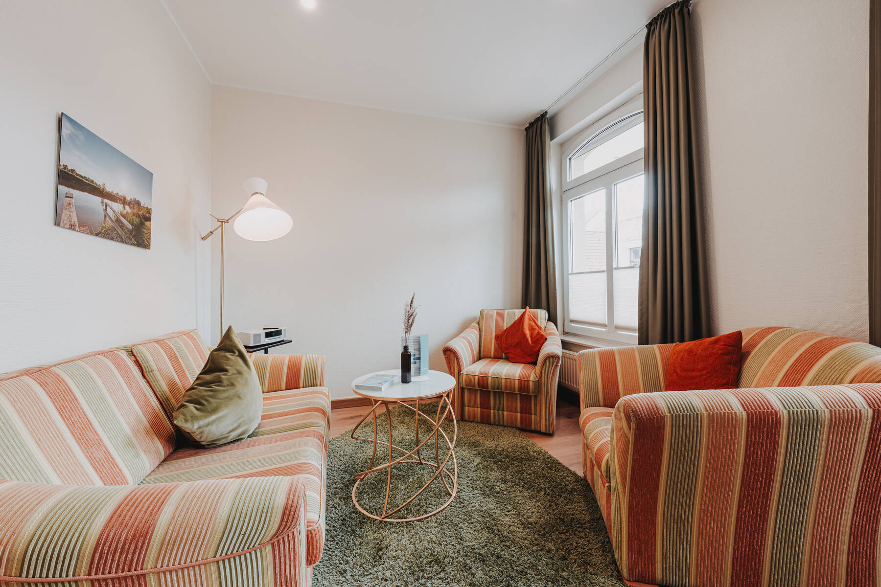 Geräumige Junior-Suite classic im Boutiquehotel Tides in Norden, Ostfriesland