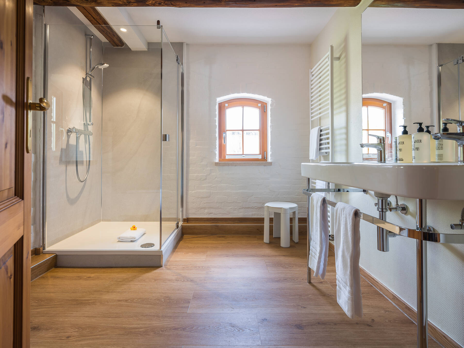 Junior-Suite historical für den Urlaub im Boutiquehotel Tides in Norden