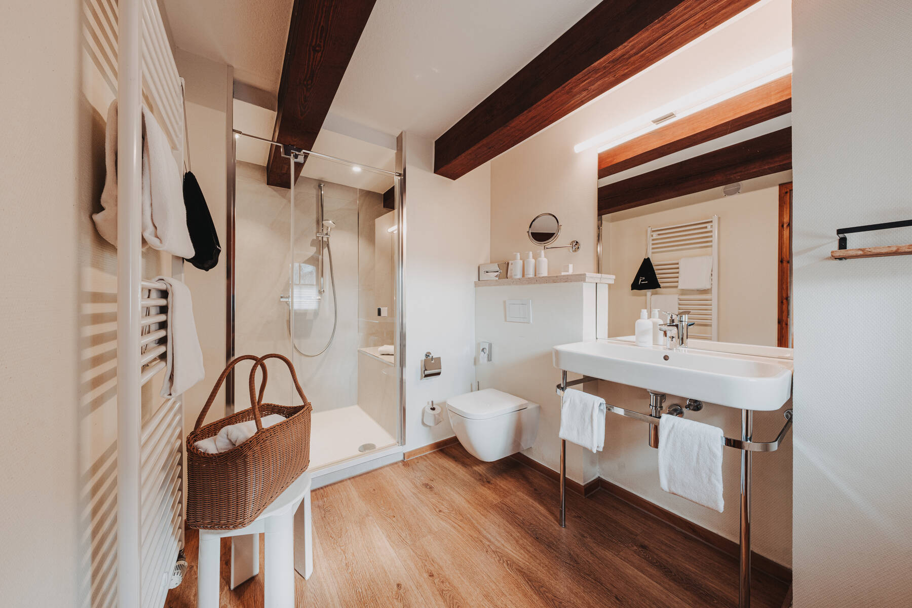 Charmantes Economy-Zimmer historical im Boutiquehotel Tides in Norden